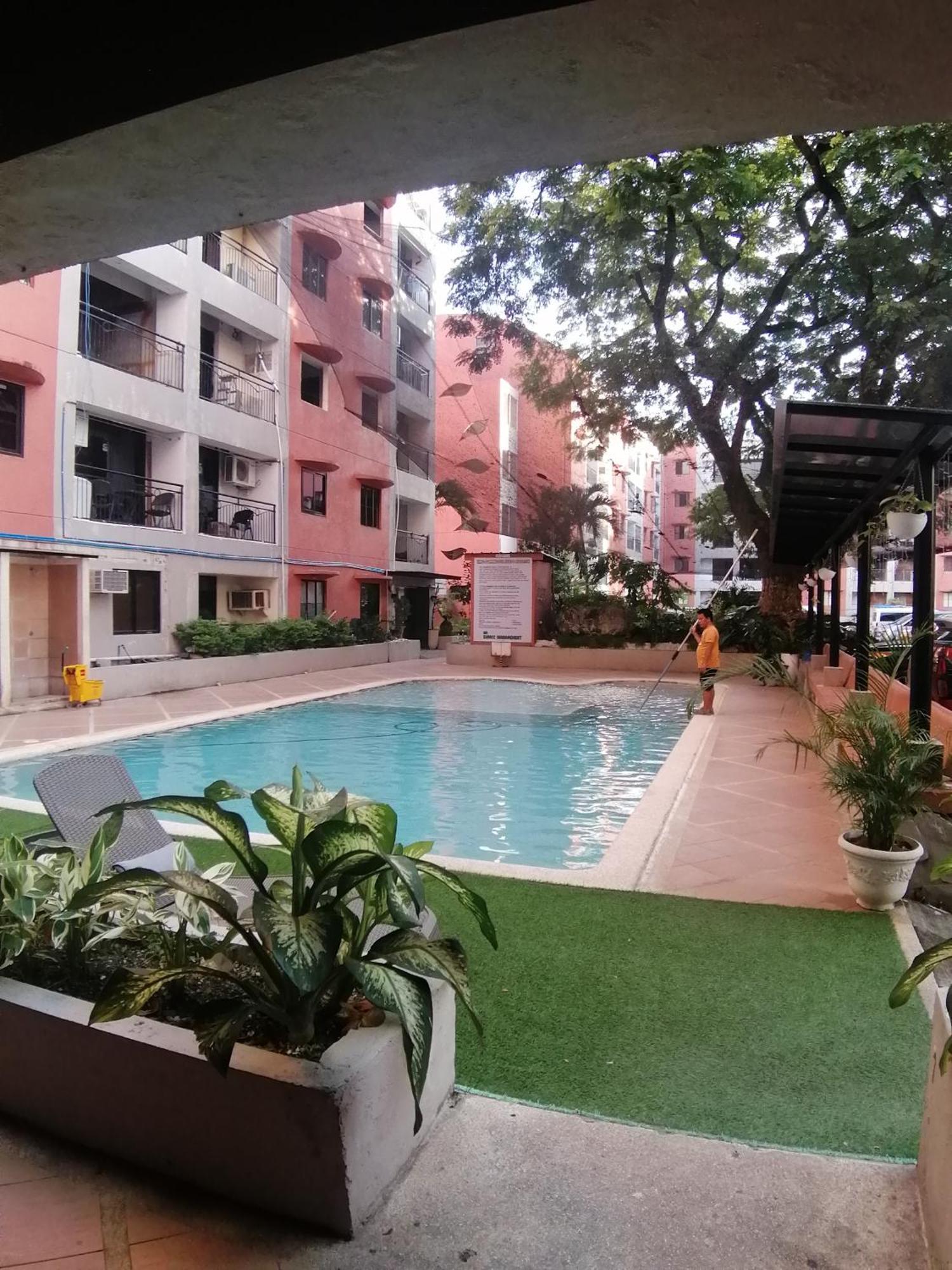 Condo Azur Suites B316 Near Airport, Netflix, Stylish, Cozy With Swimming Pool Đảo Mactan Ngoại thất bức ảnh